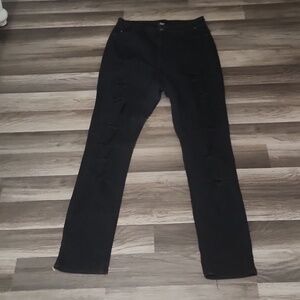 Bob Jeans Black Distressed Jeans Size 15/16 Inseam 30'